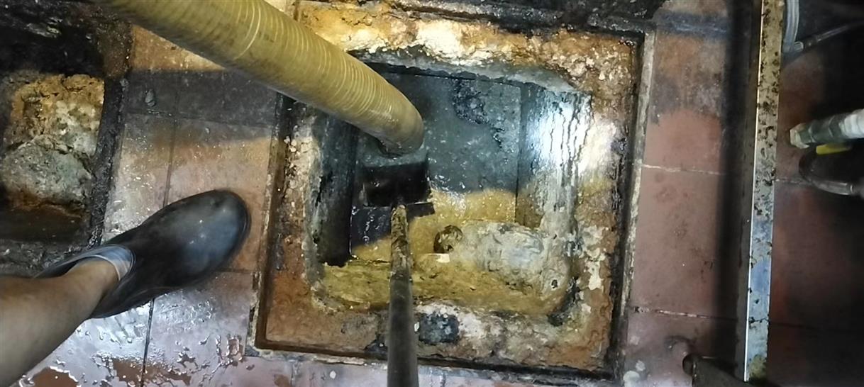 尖扎污水池清理一般都有毒气，怎么预防中毒呢？