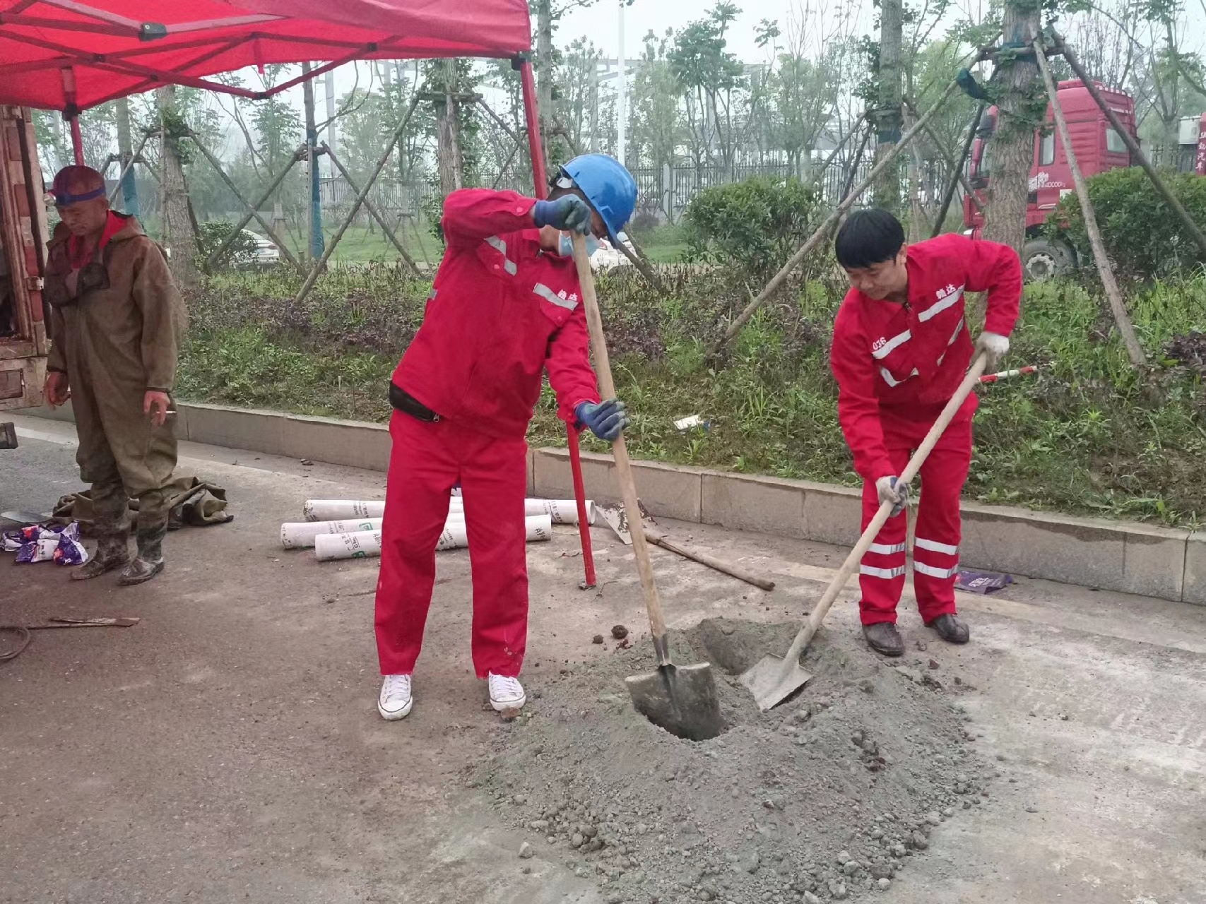 尖扎管道疏通哪家好】及时进行市政管道清淤